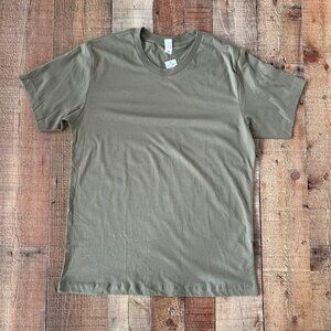 Alternative Men's Wearhouse Basic Short Sleeve T-shirt Tee in Green -M
